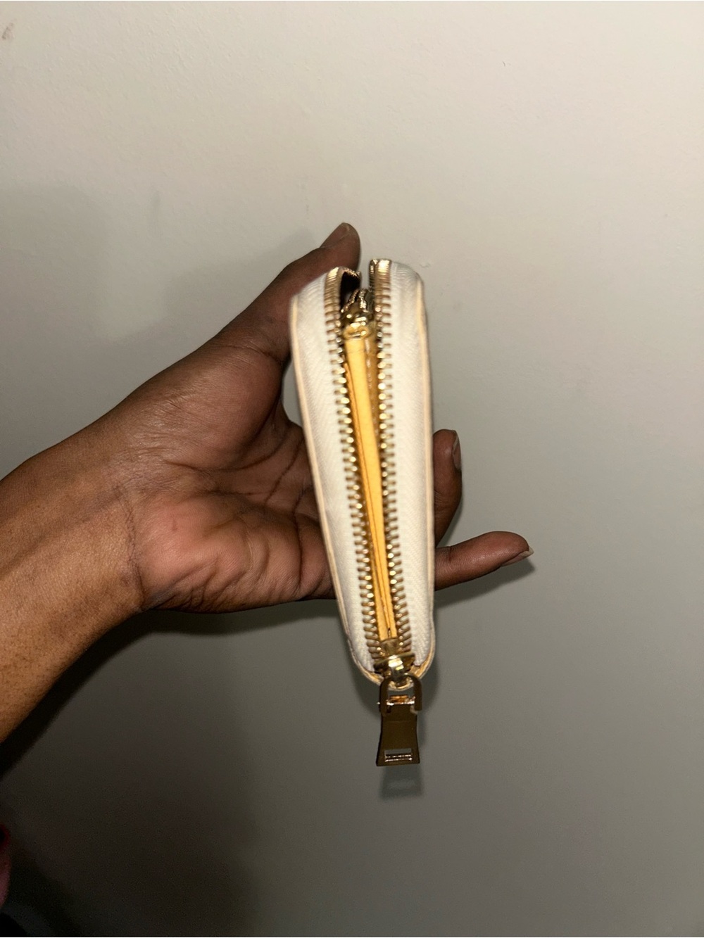 Louis Vuitton Yellow Interior Zip Pouch - Picture 6 of 8